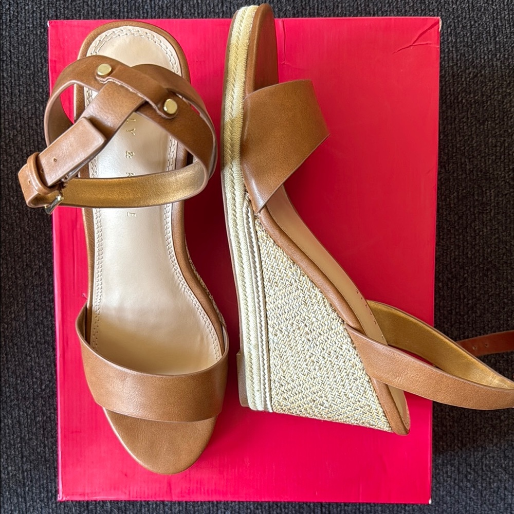 Kelly & Katie Wedge Sandals